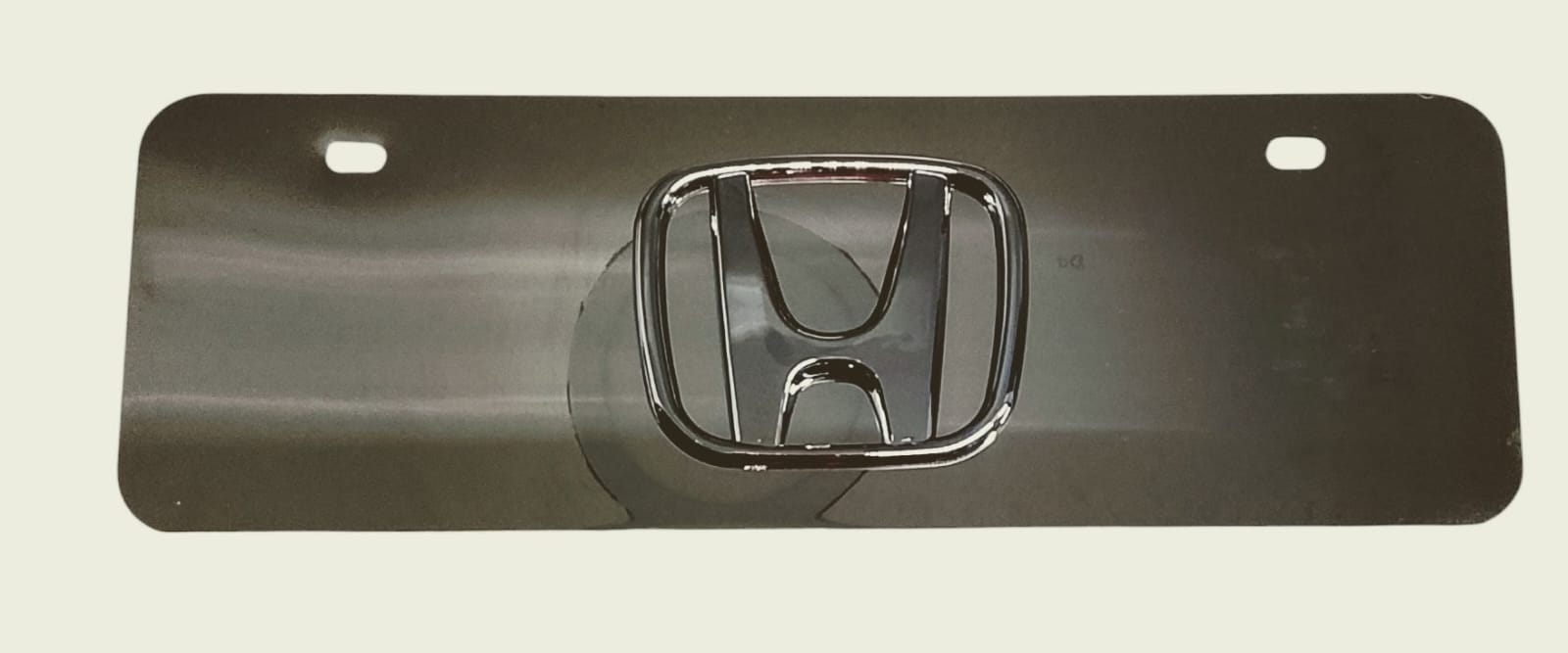 PLACA DE METAL CON LOGO HONDA