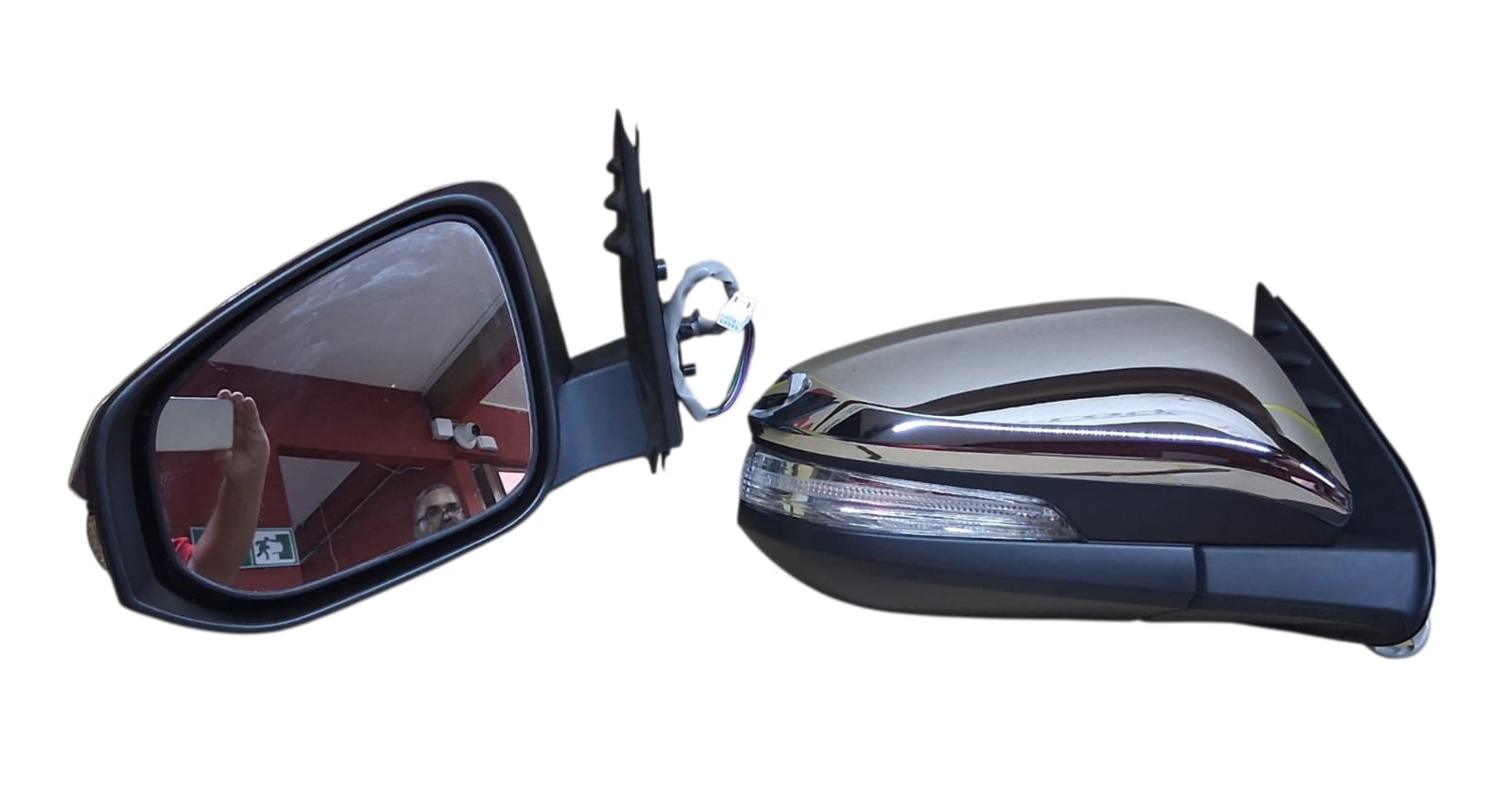 RETROVISOR ELETRICO CON LUZ LH HILUX 20-22 PLUS